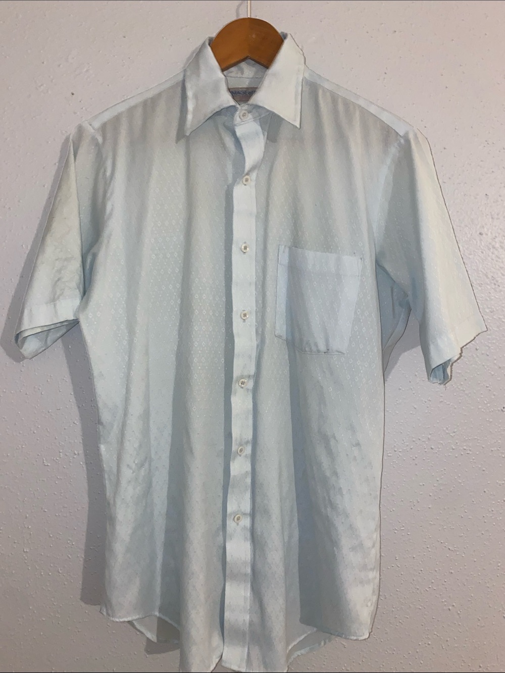 Vintage image of silk  Light Green Short-Sleeve Men's Button-Up Shirt